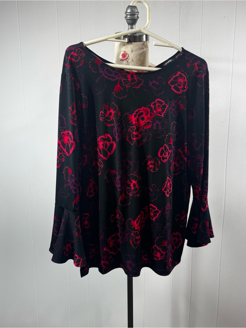 George Women’s Black Floral Bell-Sleeve Top with Red floral, size L